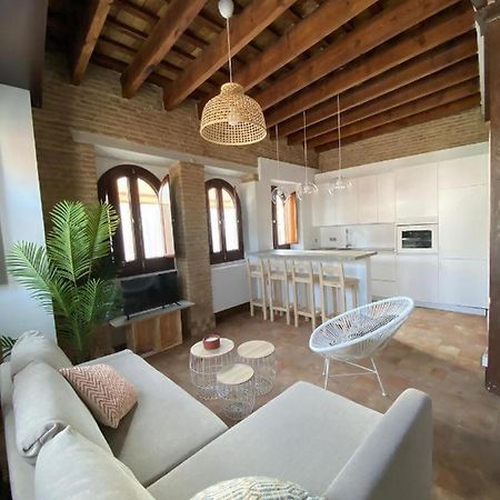 Hostfy Centro Puerta Osario Daire Sevilla Dış mekan fotoğraf