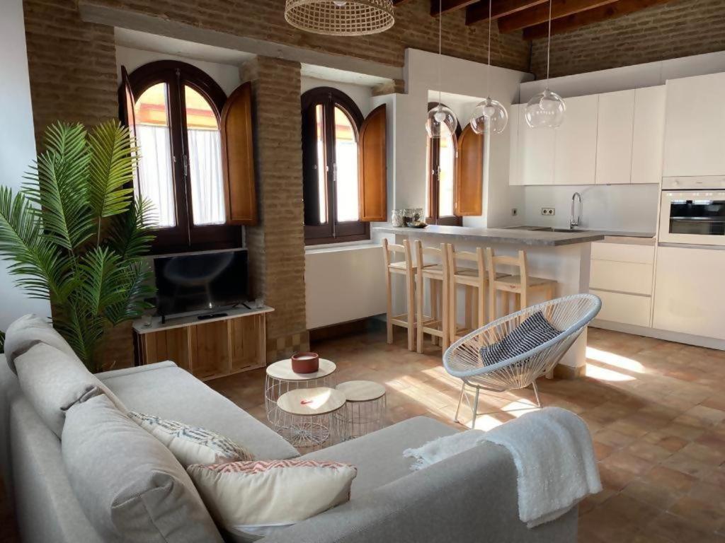 Hostfy Centro Puerta Osario Daire Sevilla Dış mekan fotoğraf